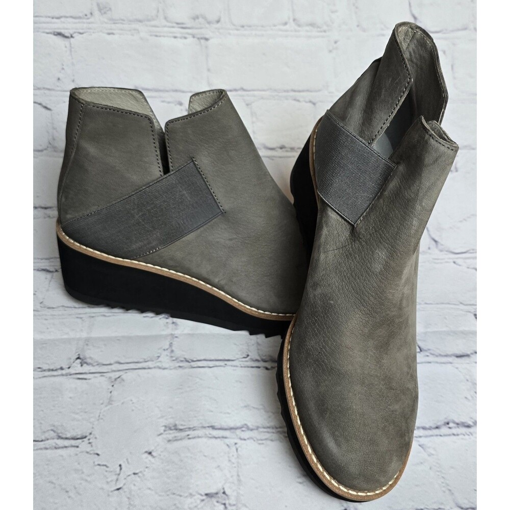 Eileen Fisher Women Ankle Boots Roy Gray Suede Pull on Wedge Sz 6.5 NWOB Sleek